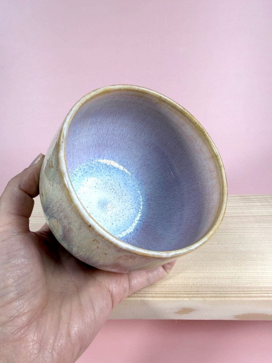ręcznie robiona czarka, czarka ceramiczna ręcznie wykonana, czarka ręcznie malowana, czarka kakao ceremonialne, czarka do matchy, czarka handmade, ceramika artystyczna