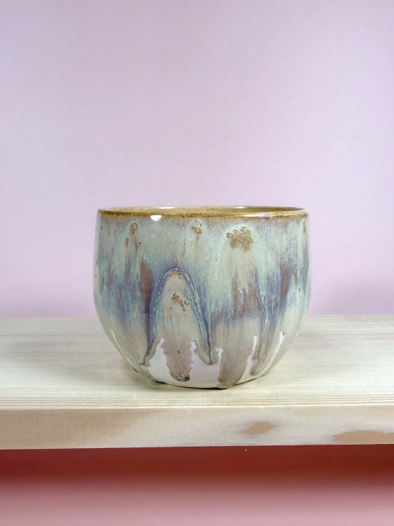 ręcznie robiona czarka, czarka ceramiczna ręcznie wykonana, czarka ręcznie malowana, czarka kakao ceremonialne, czarka do matchy, czarka handmade, ceramika artystyczna